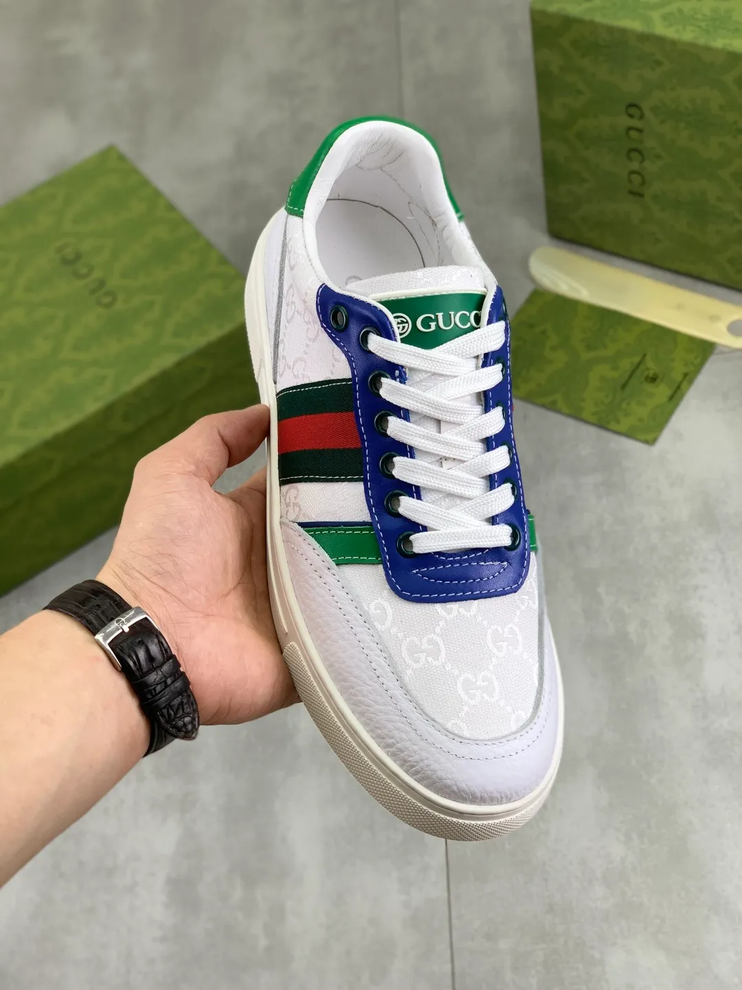 Men's men's shoes 💰P420💰【New style】(GUCCI) official website's latest 🎁🎁casual and fashionable men's shoes👟, hot style 💥 style is simple and elegant, exclusive for trendy men. Unique official website's latest brand double G element Elements 👑 Original Gucci decoration, fashionable and generous, original calfskin fabric ✅ Fully imported first-layer pigskin lining, official website designated wear-resistant, lightweight original rubber casual outsole, classic model taken in real life 🎬39-44 5️⃣ colors available